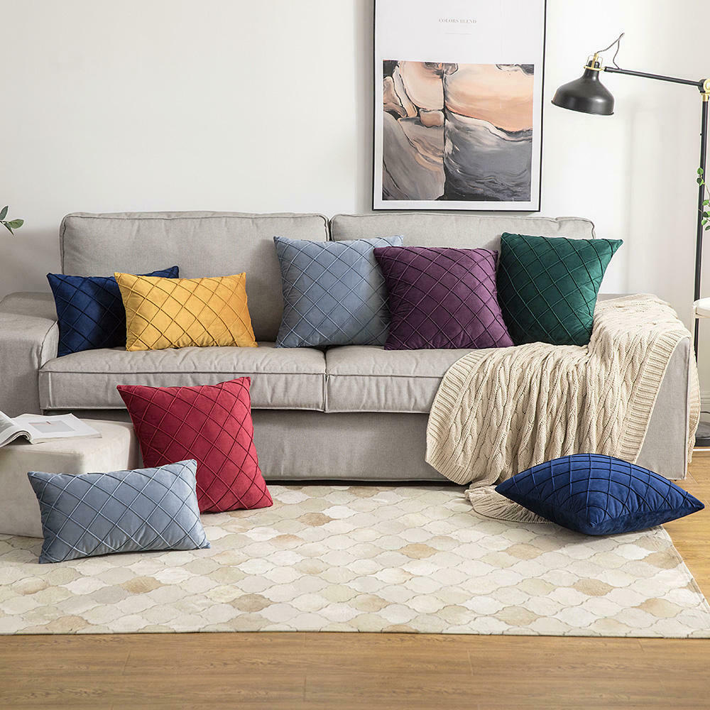 3D Pattern Velvet Cushion Covers 43x43cm (17 X 17 ")-1